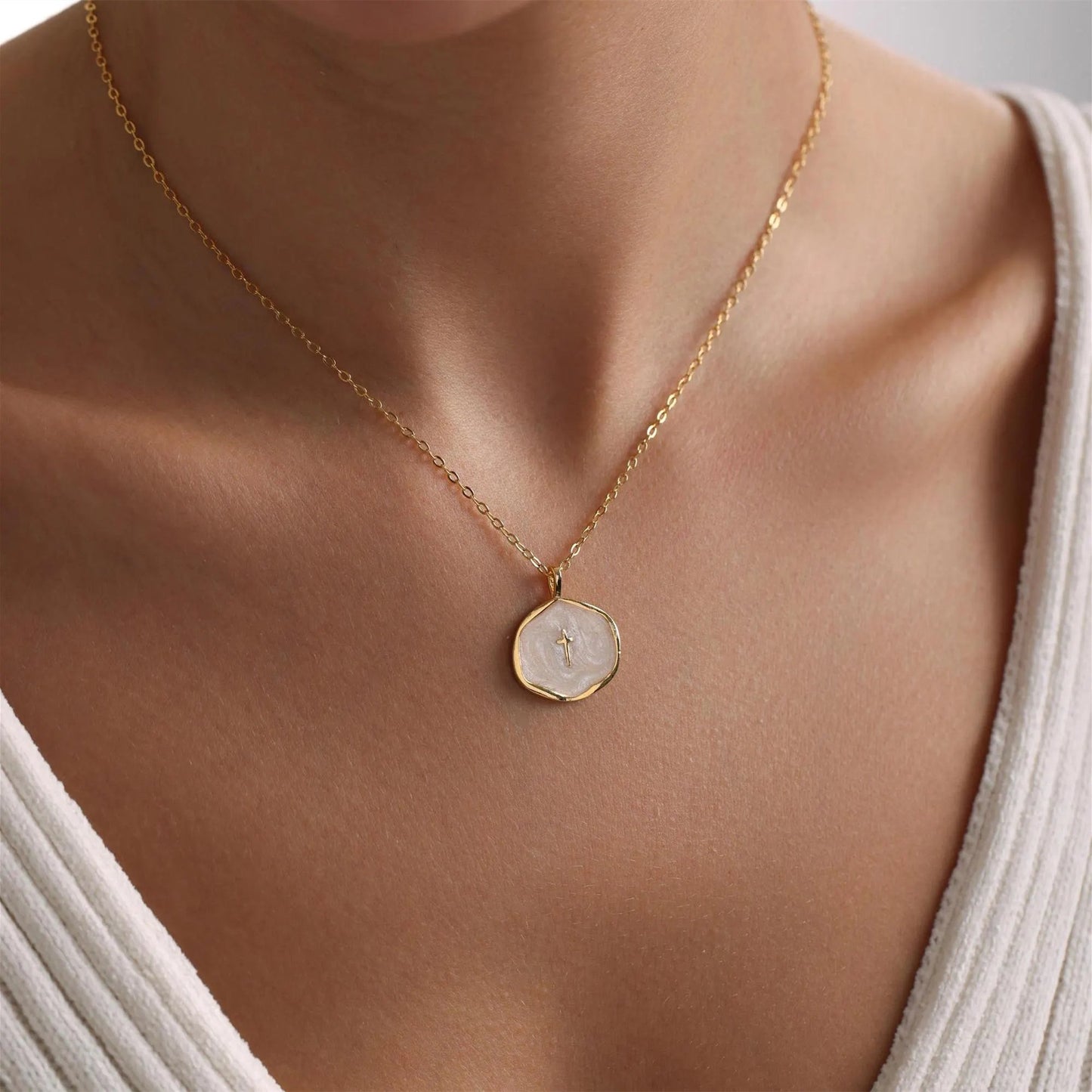 New Arrival✨The "Serene Faith" Vintage Oval Cross Necklace