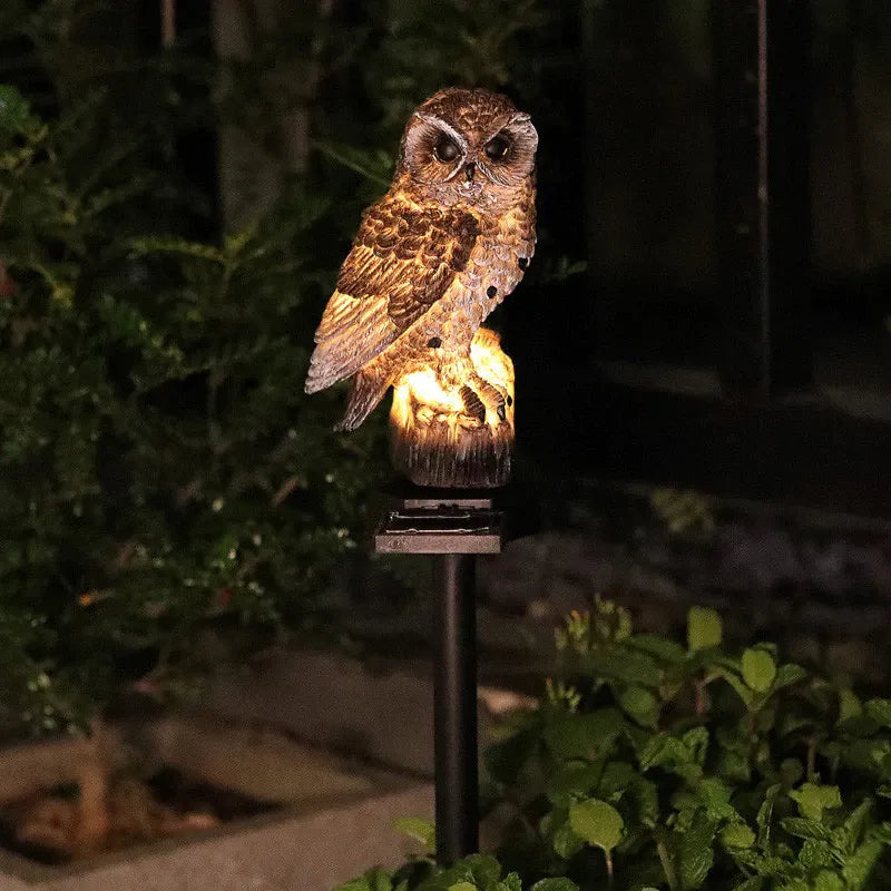 🦉 The Adorable Solar Owl That Lights Up Your Garden After Sunset