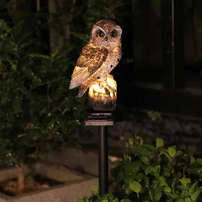 🦉 The Adorable Solar Owl That Lights Up Your Garden After Sunset